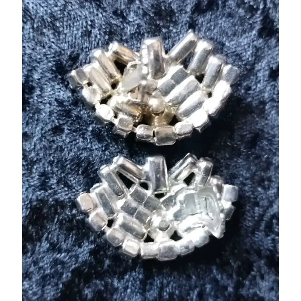 Vintage Crystal Rhinestones Faceted Baguette Sparkling Huggie Clip On Earrings